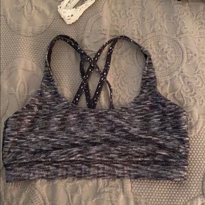 Lululemon sports bra